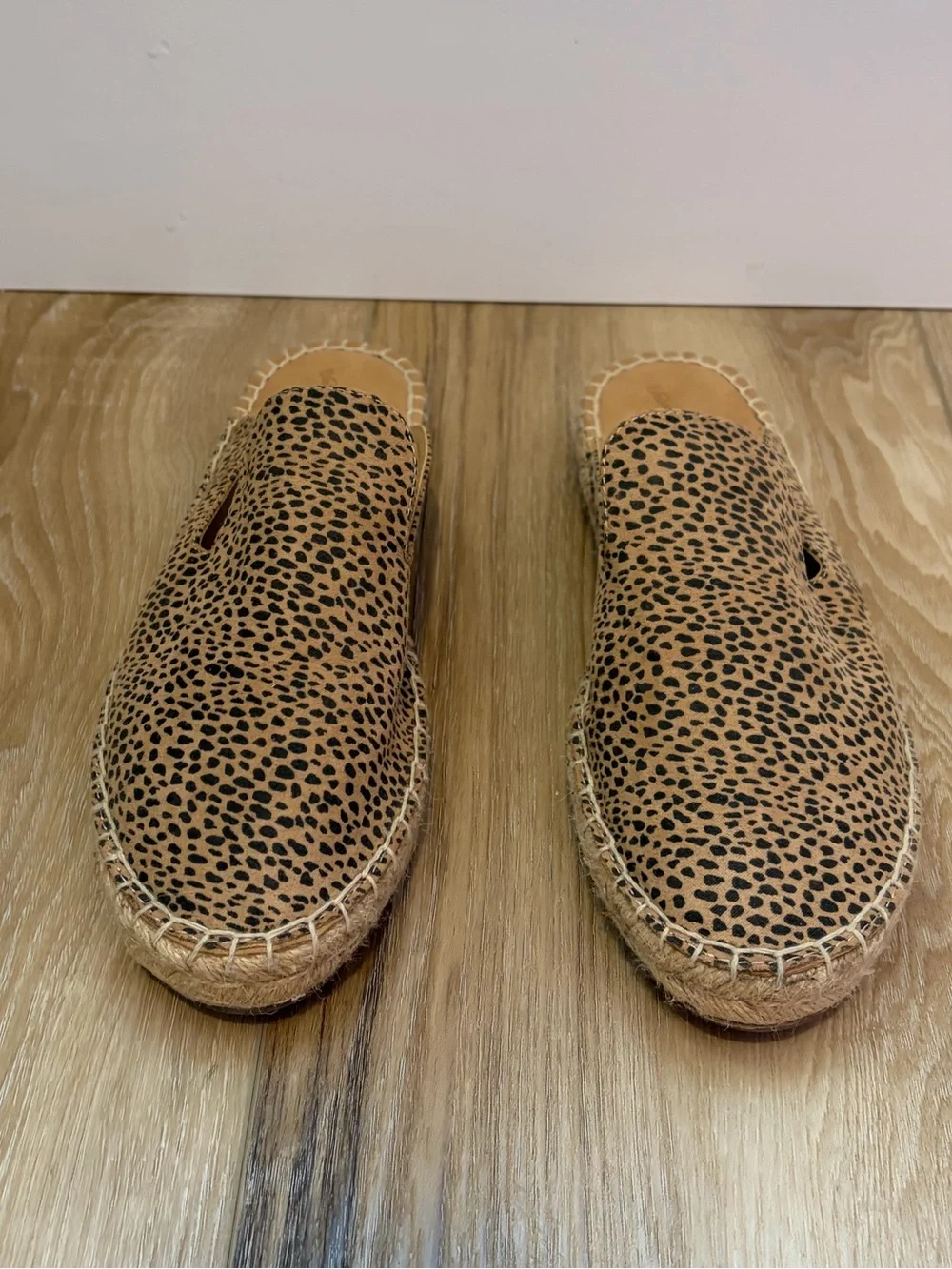 Universal Thread Cheetah Espadrille Mules Leopard Neutral Animal Print Size 9
